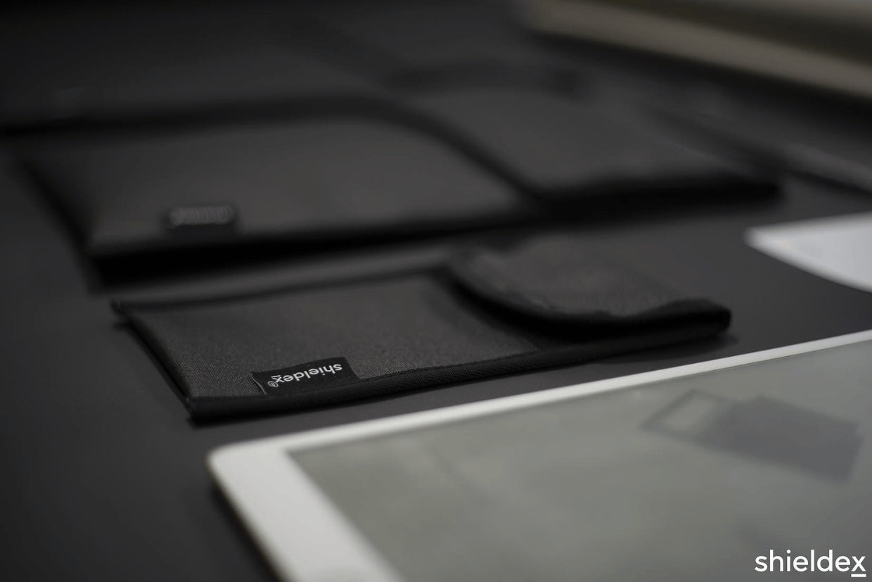 Shieldex® Smartphone | Tablet Shielding Bags