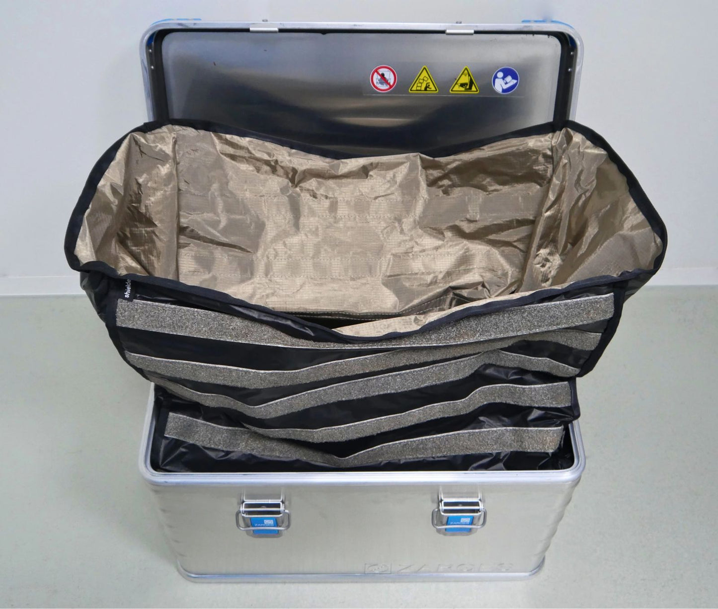 Shieldex® RF Shielded Transportation Box