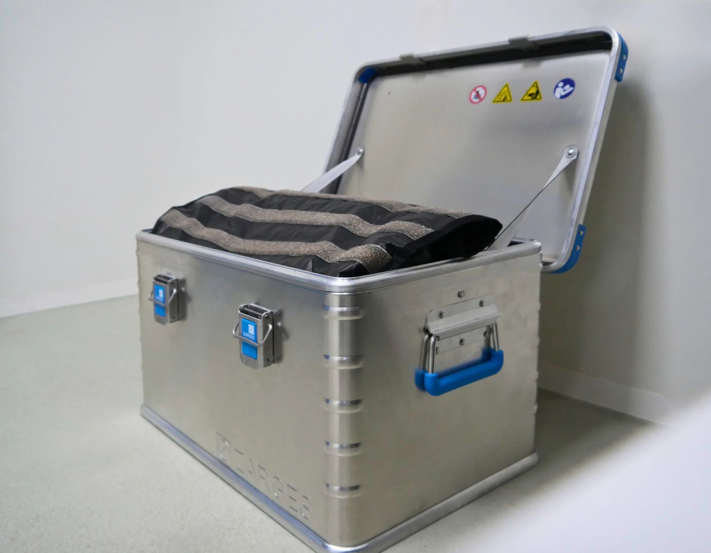 Shieldex® RF Shielded Transportation Box